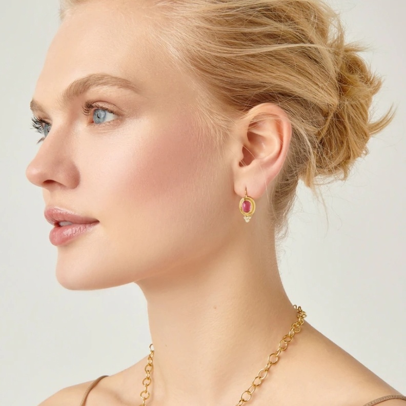 أقراط TEMPLE من Temple St. Clair