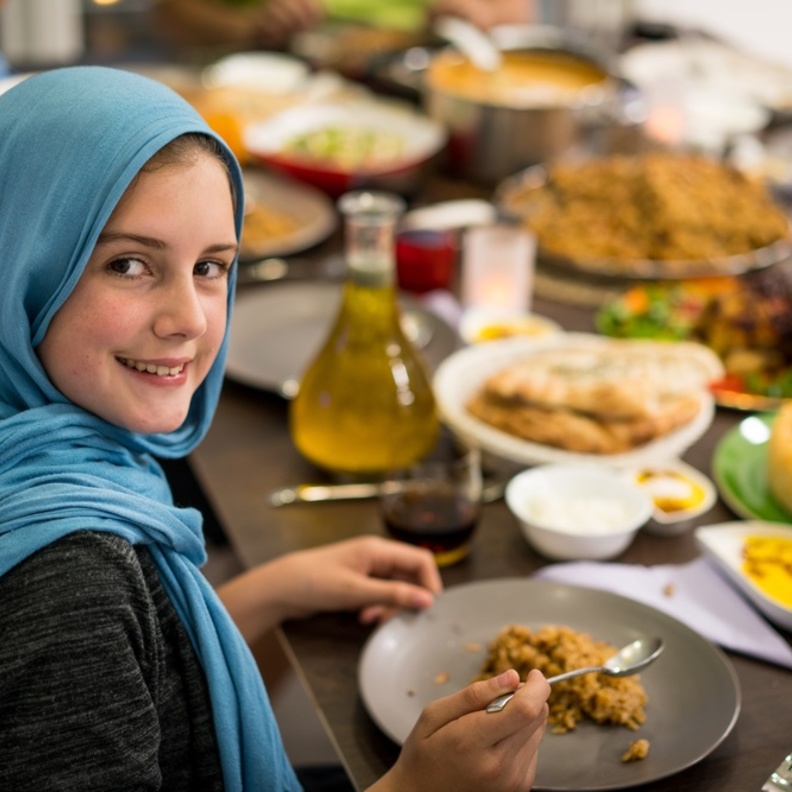 اطعمة مفيدة ينصح بتناولها بعد الصيام في رمضان