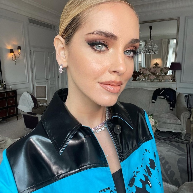 صور إطلالات النجمات العالميات الجمالية خلال حضورهن عروض باريس للموضة 2022