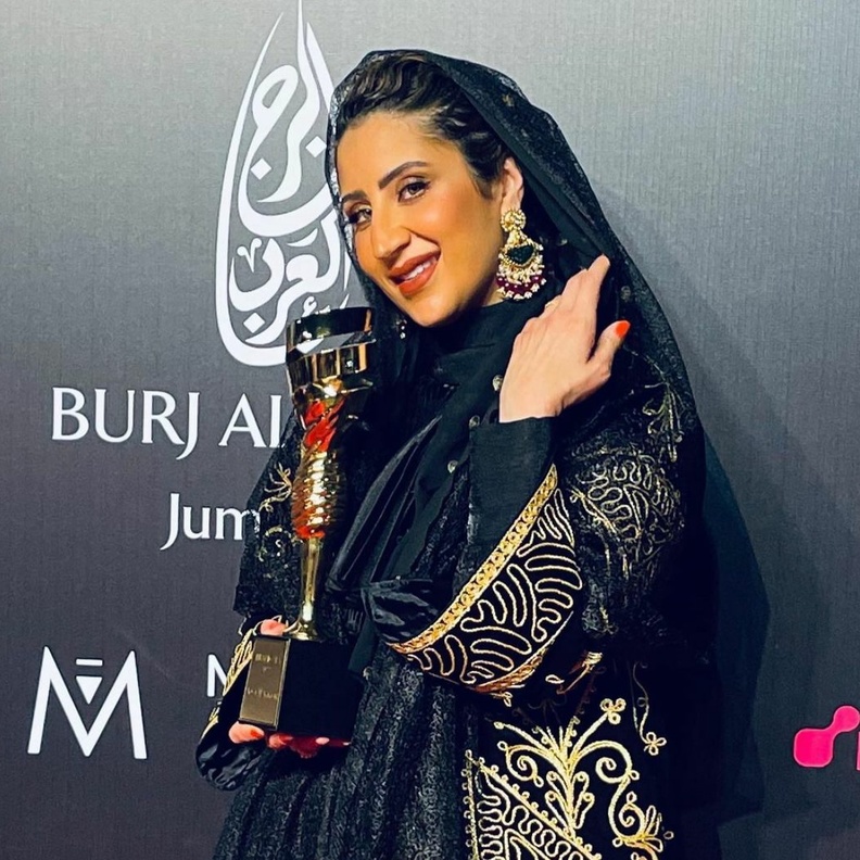 من حفل توزيع جوائز إيمي غالا في برج العرب في دبي