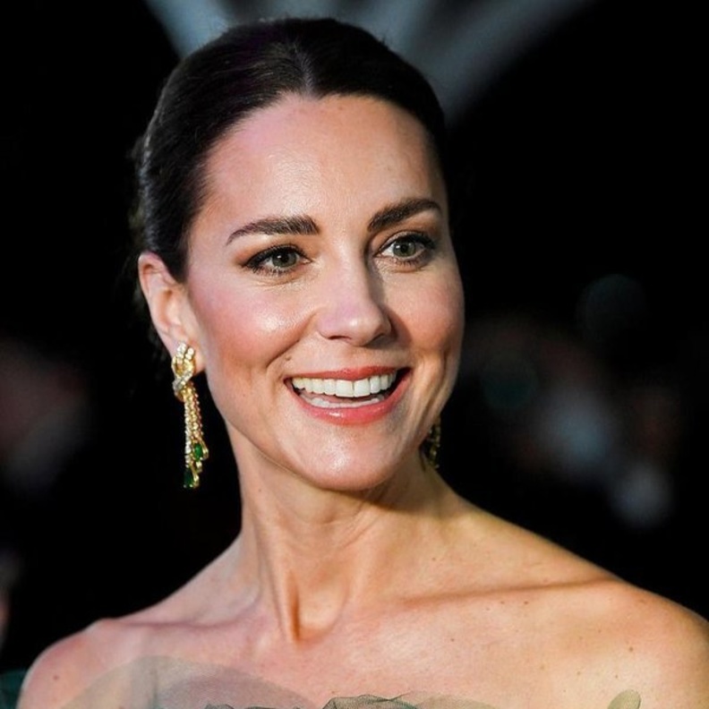  أجمل مجوهرات كيت ميدلتون في جولة الكاريبي