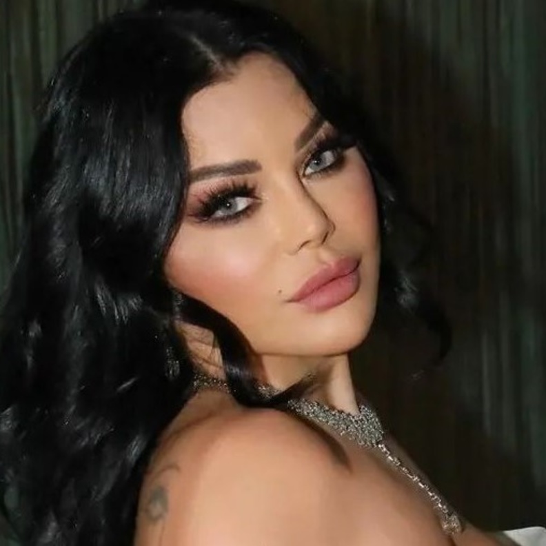 هيفاء وهبي في حفل  EMI Gala