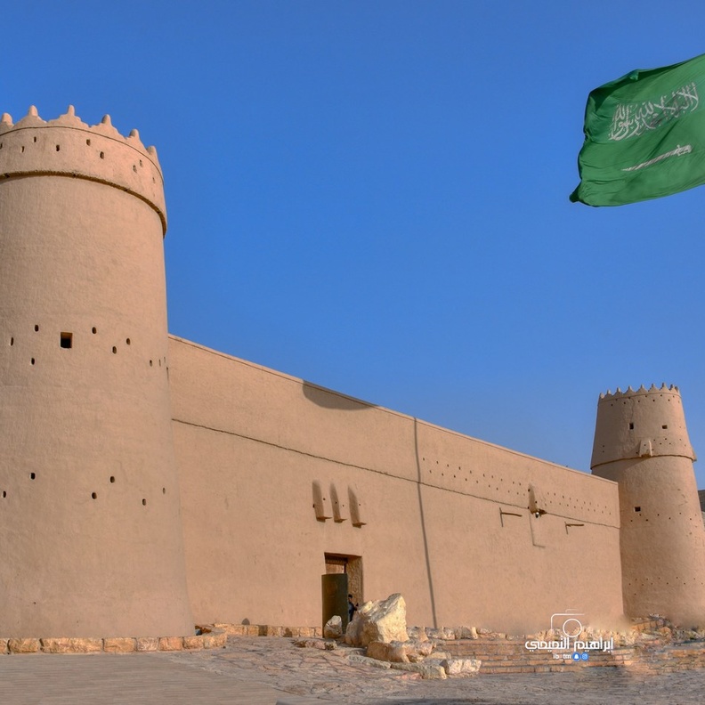  شموخ وأصالة في قصر المصمك - المصدر @tamimi_i.