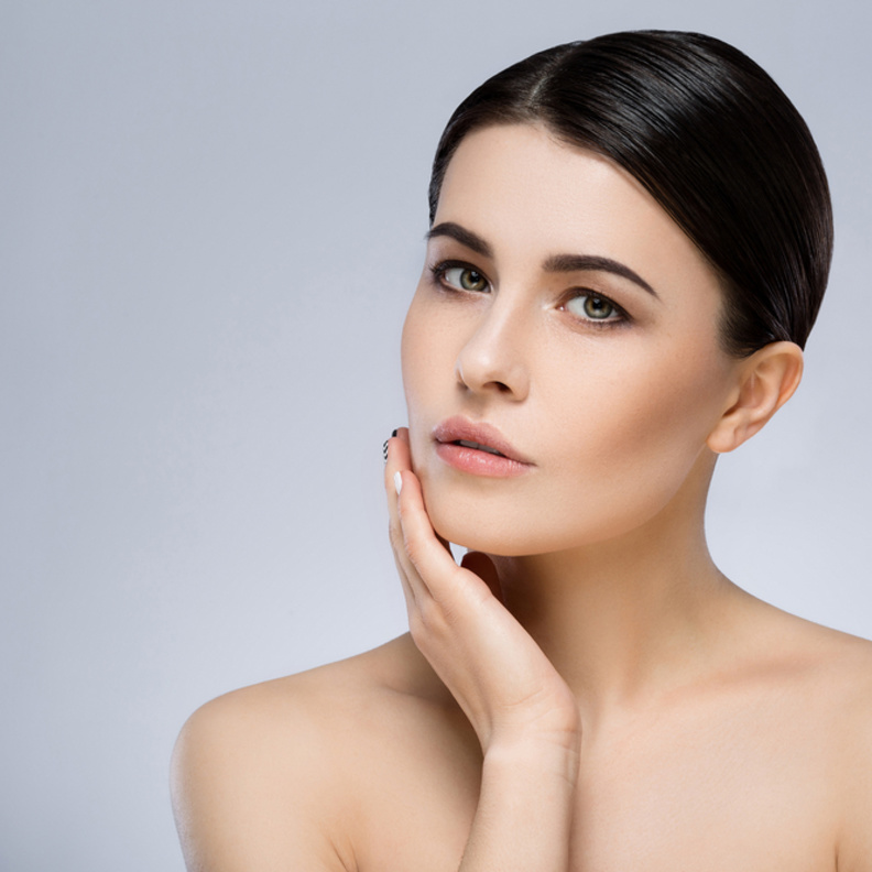 خلطات طبيعية من الزبادي لتفتيح وتنظيف بشرة المرأة قبل رمضان 2022