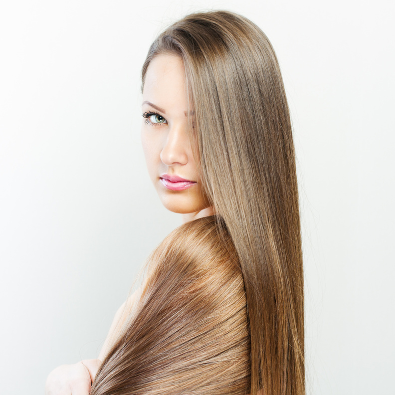 ماسكات طبيعية من خشب الصندل لتنعيم الشعر قبل يوم المرأة العالمي