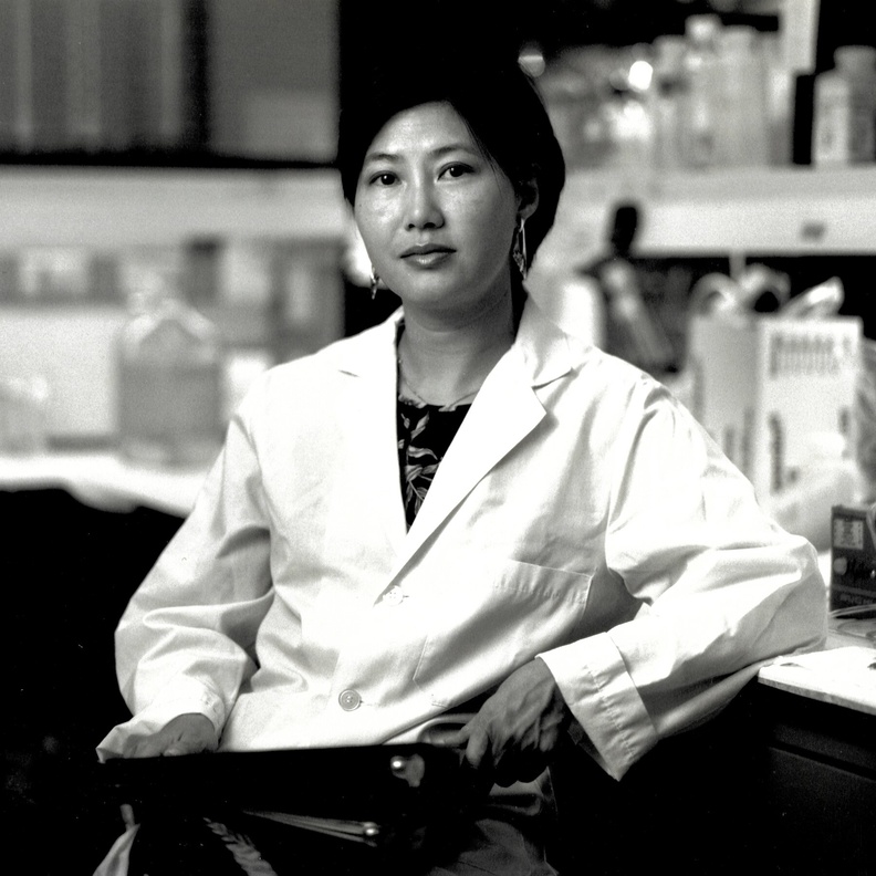 فلوسي وونغ ستال Flossie Wong-Staal