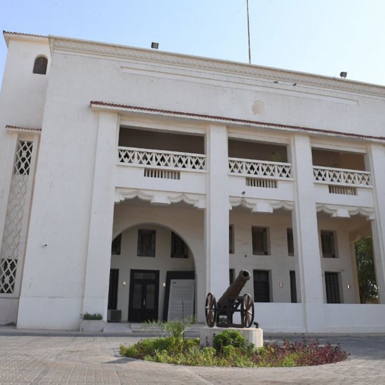 قصر خزام.. تصميم معماري مبهر وشاهد على نجاحات الأجداد بالمملكة