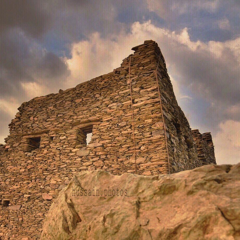 لقطة خلابة لحصن ماغص - المصدر @hussain38093586.