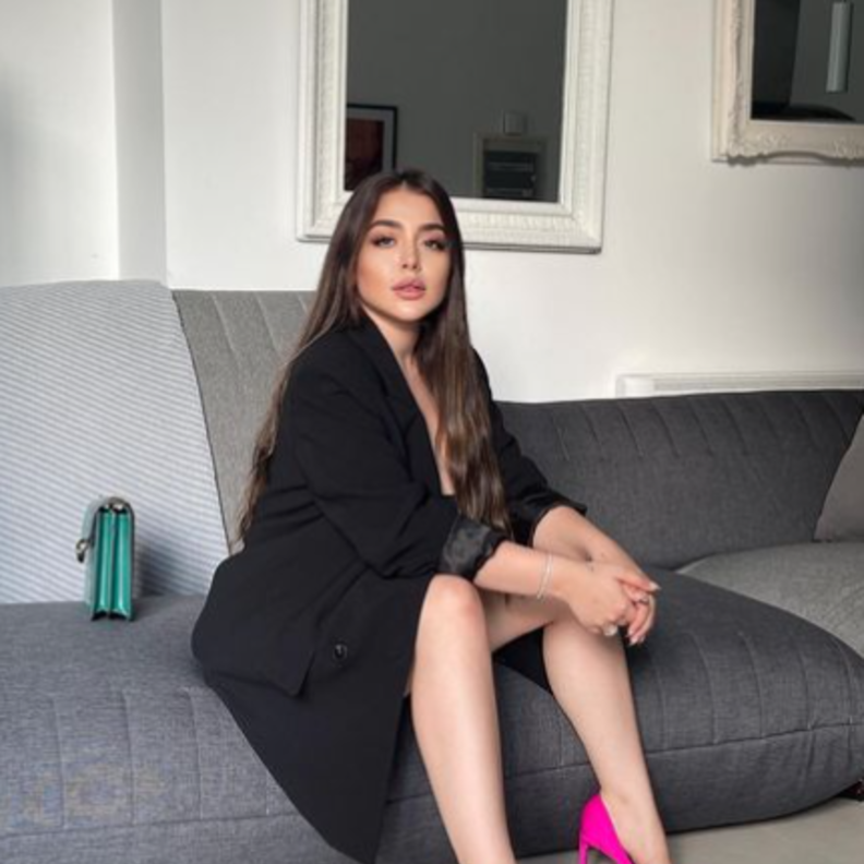 اطلالات عصرية للصبايا مستوحاة من هيا مرعشلي