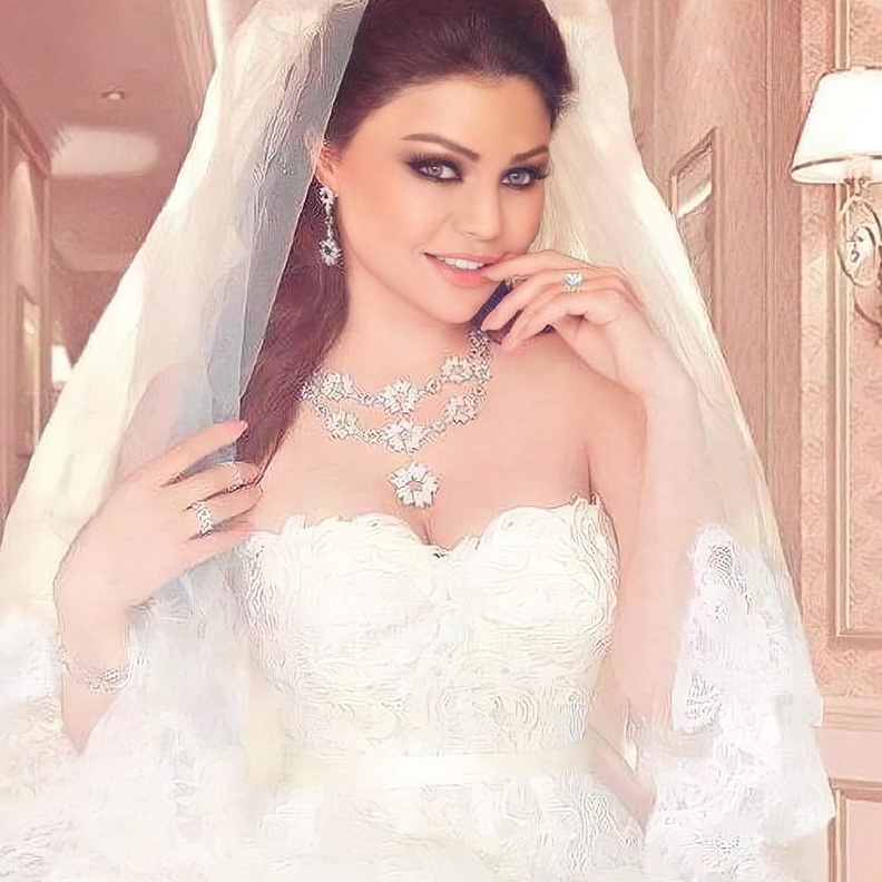 في عيد ميلادها.. أبرز فساتين الزفاف التي ارتدتها هيفاء وهبي