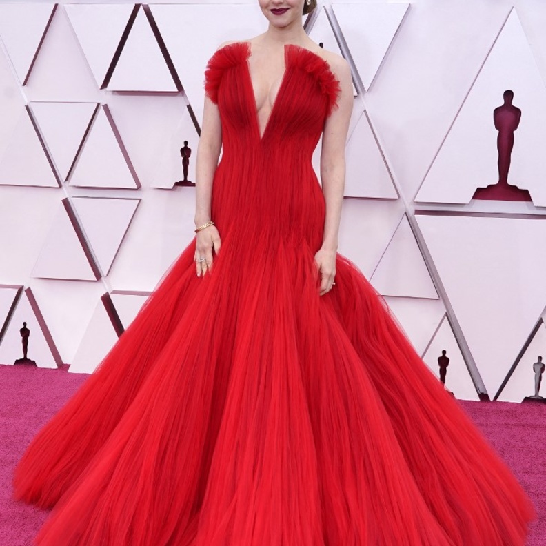 صور أجمل إطلالات النجمات العالميات في حفل جوائز الأوسكار عبر السنوات