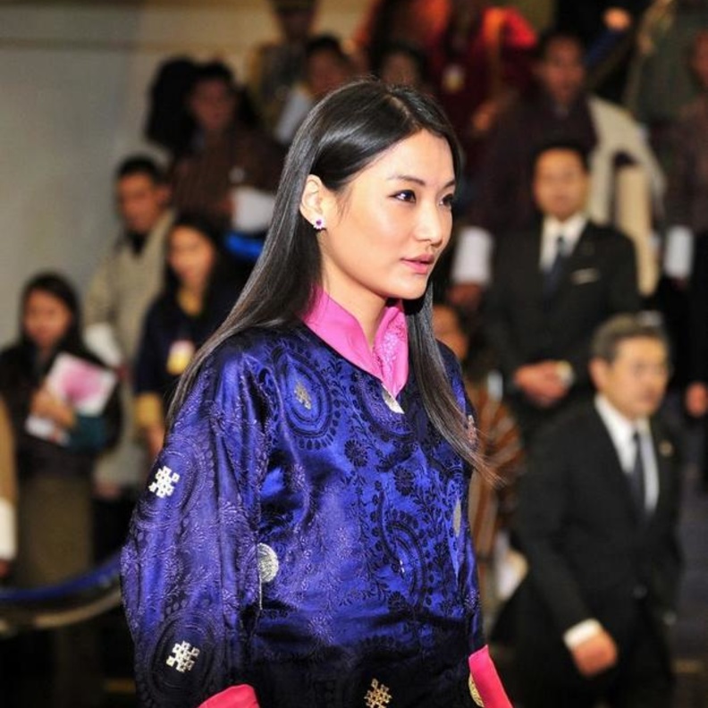 في يوم المرأة العالمي.. تعرفي على 5 ملكات شابات توجن على عرش بلادهن