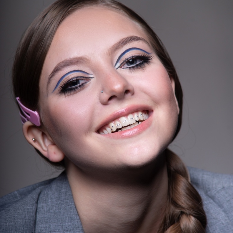 احدث اكسسوارات الاسنان لابتسامة مميزة