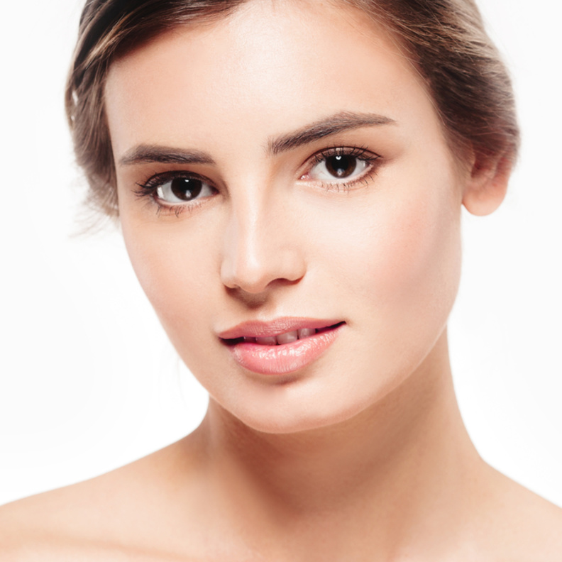 فوائد زيت اللوز للبشرة وأهم إستخداماته في عيد الأم 2022