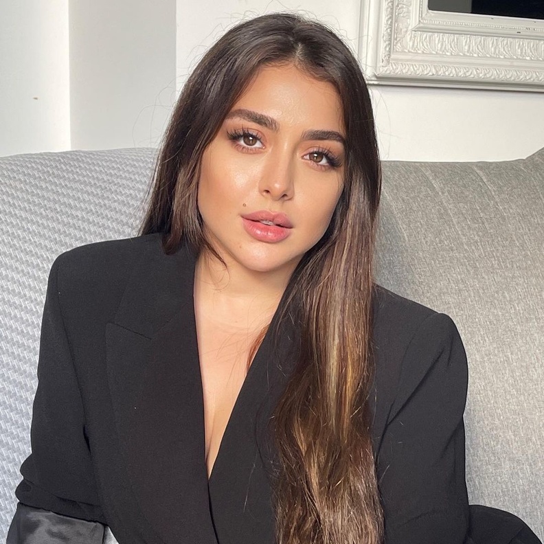 هيا مرعشلي واطلالت مكياج مناسبة ليوم المراة العالمي - الصورة من حسابها على انستغرام