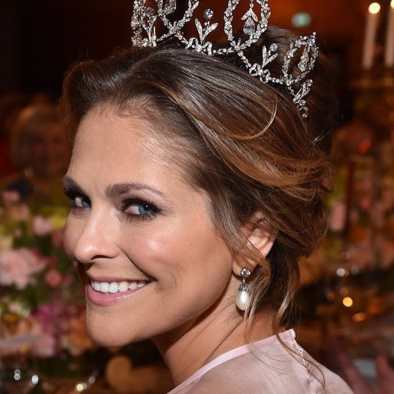 مجوهرات ملكية تقاسمتها سيدات العائلات الملكية مع بناتهن