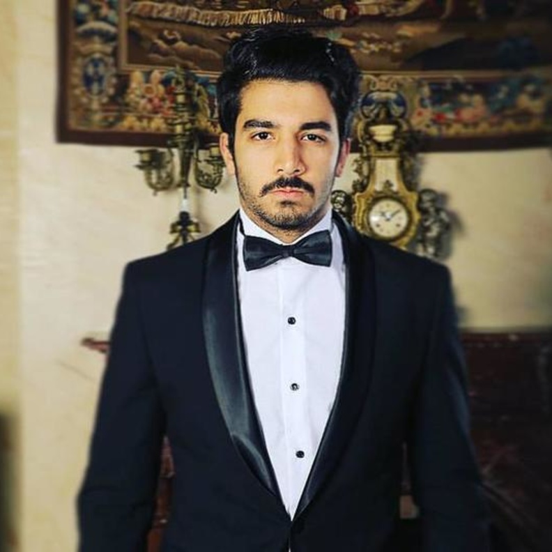 4 فنانين فجعوا بموت أطفالهم بسن الطفولة المبكرة أحدثهم حازم إيهاب