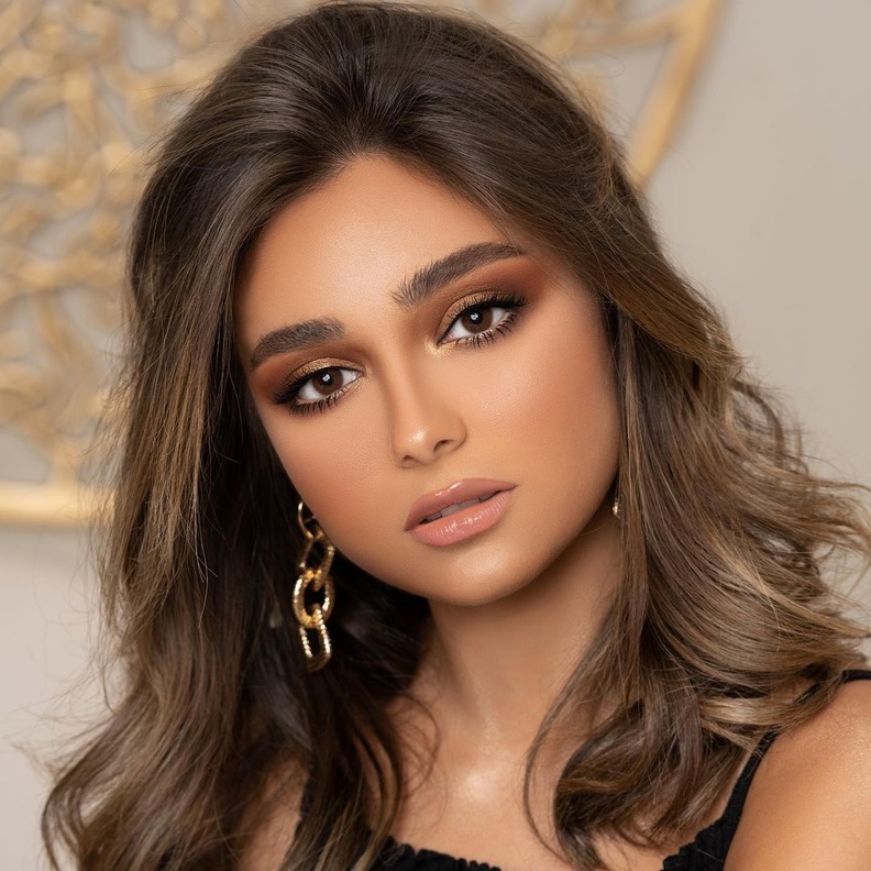 صيحات مكياج مميزة مستوحاة من الميك اب ارتست السعودية ناهد العمودي