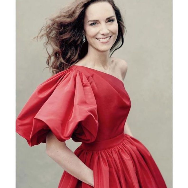 ستًعرض صورة كيت ميدلتون التي ترتدي فيها الفستان الأحمر في متحف واردلو بجامعة سانت أندروز