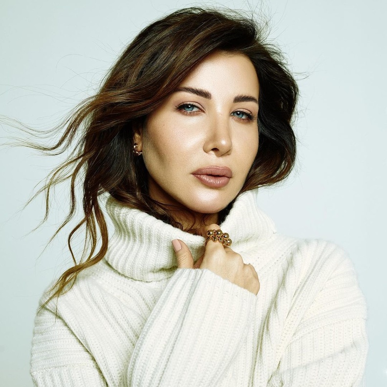 نانسي عجرم بإطلالة لافتة بأحدث ظهور لها واعتمدت هذه الصيحة الجمالية