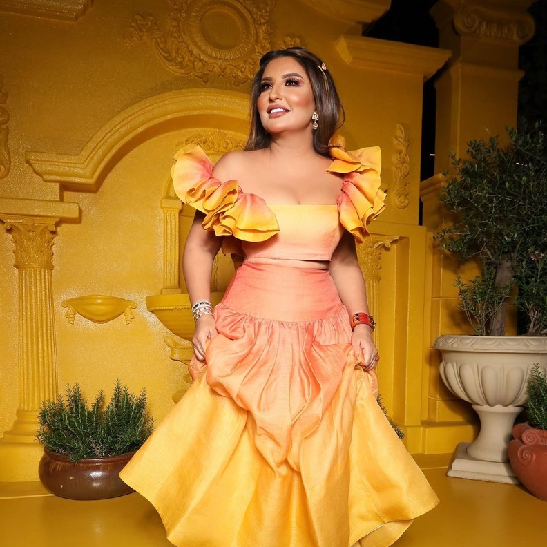 شذى حسون بإطلالة ربيعية مبهجة كشفت عن رشاقتها خلال حفل عيد ميلادها