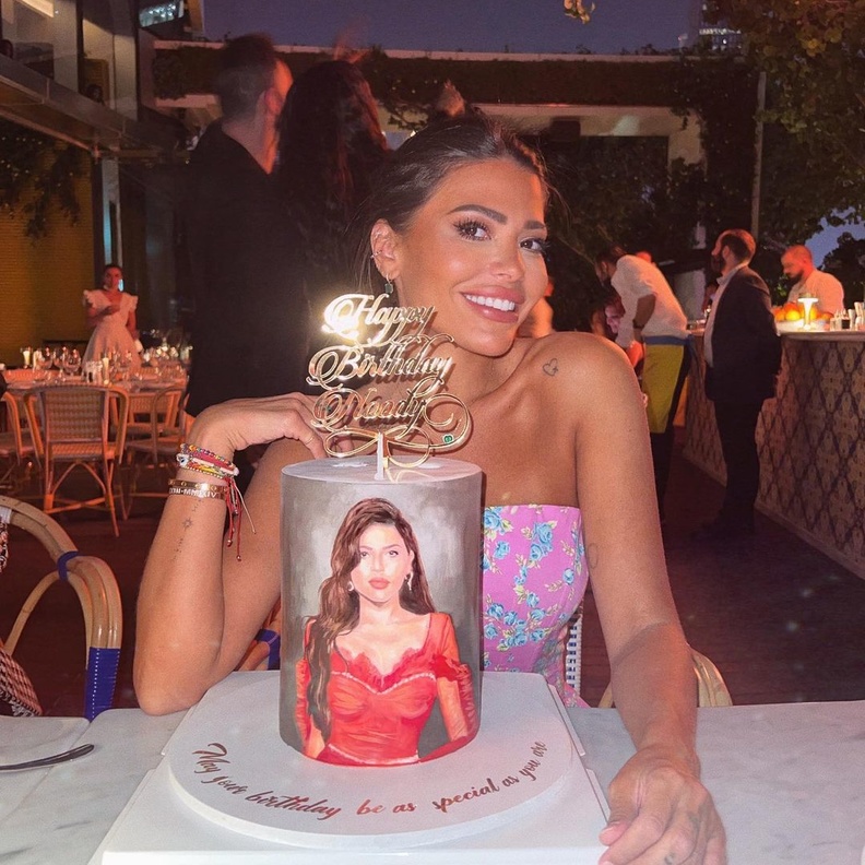 العنود بدر تحتفل بعيد ميلادها في دبي