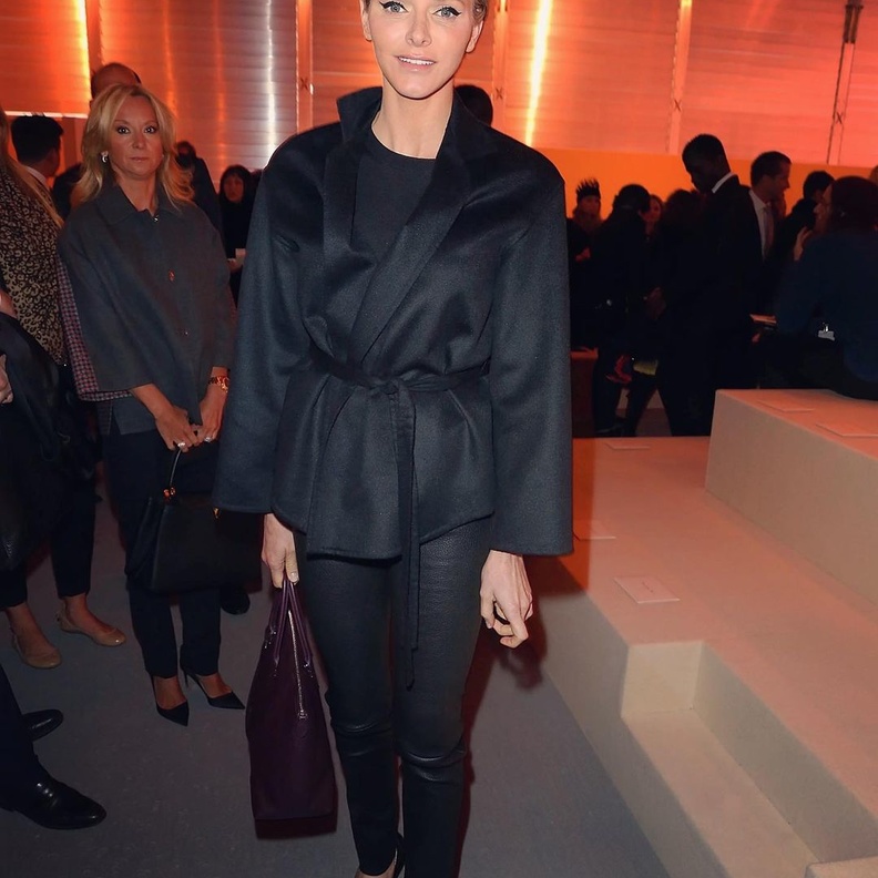 الأميرة تشارلين تعود إلى موناكو بعد غياب ما يقرب من عام