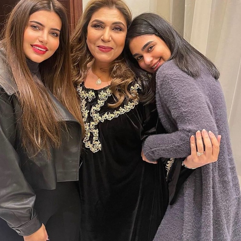 أبطال مسلسل "حضرة الموقف"