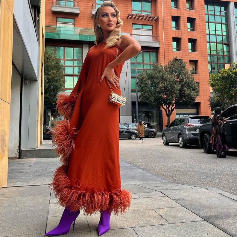 موديلات الأحذية 2022 ذات التصميم واللّون العصري بأسلوب مايا دياب