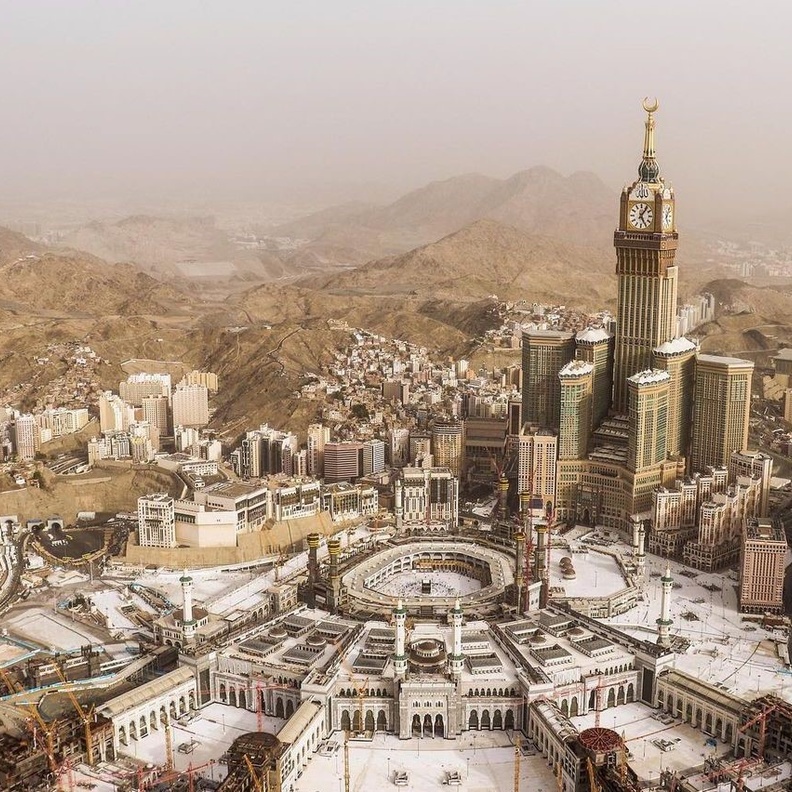 إقامة رمضانية في قلب مكة المكرمة