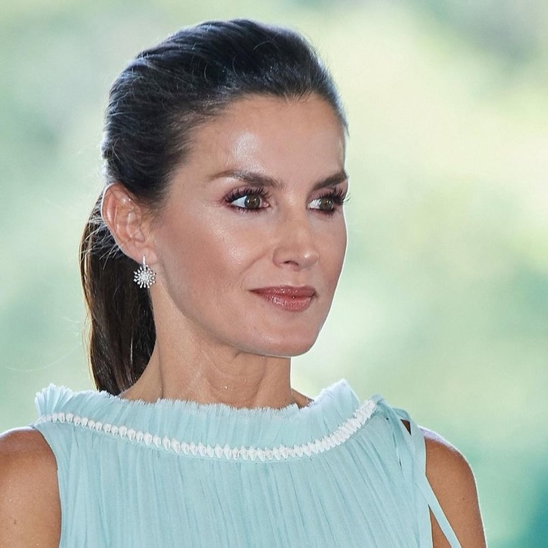 مجوهرات ملكية ناعمة تناسب بداية فصل الربيع