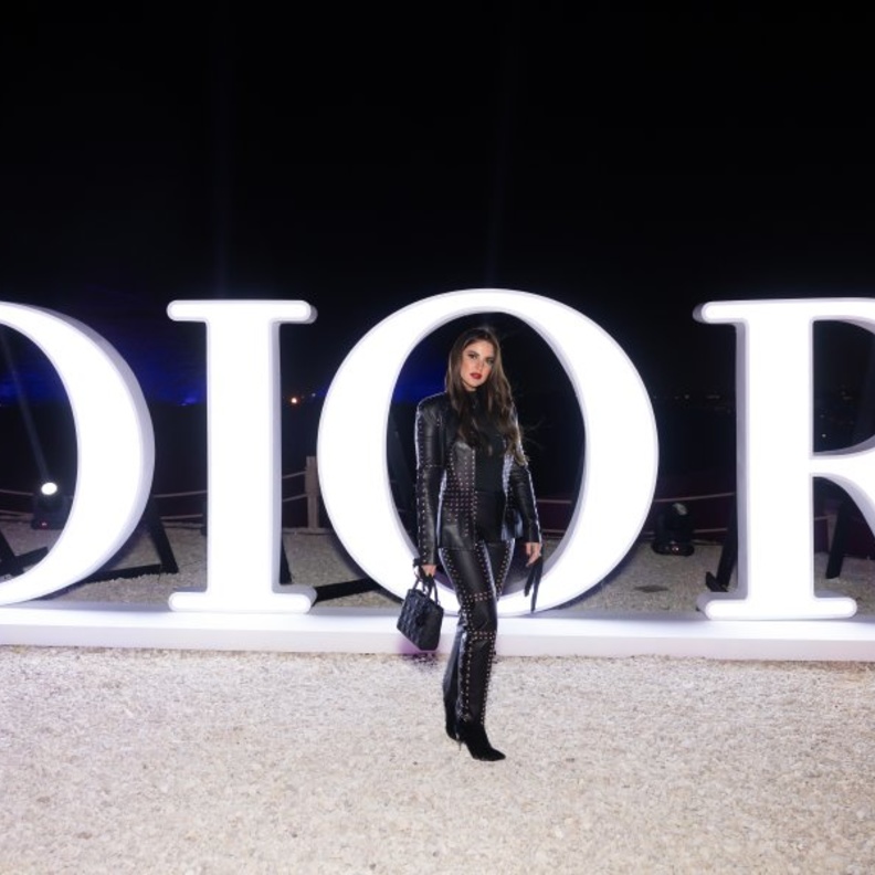 ديور تكشف عن عطر Dior Sauvage قرب أهرامات الجيزة