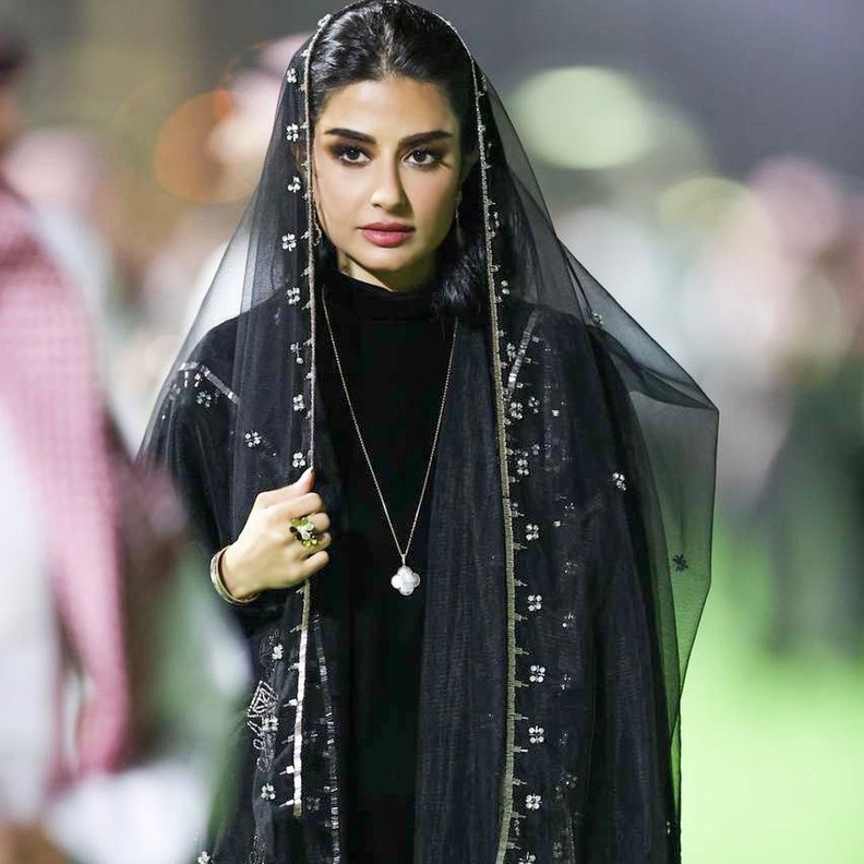 المصممة مشاعل الفارس - المصدر حساب انستقرام مشاعل الفارس