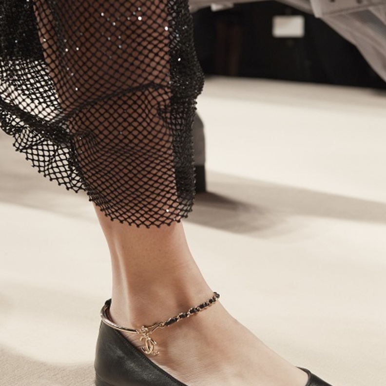 موديلات الحذاء العملي للصيف من دار CHANEL