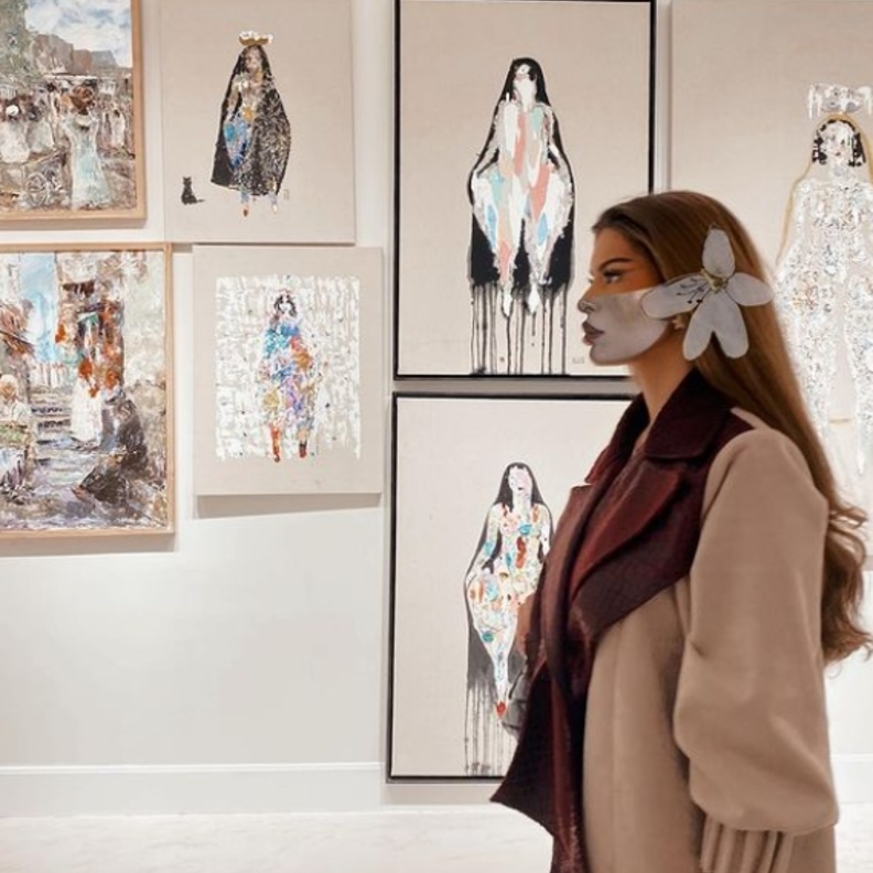 عبايات كـاب تقف وراءها عائلة سعودية تنسج الأسلوب التقليدي في تصاميم عصرية