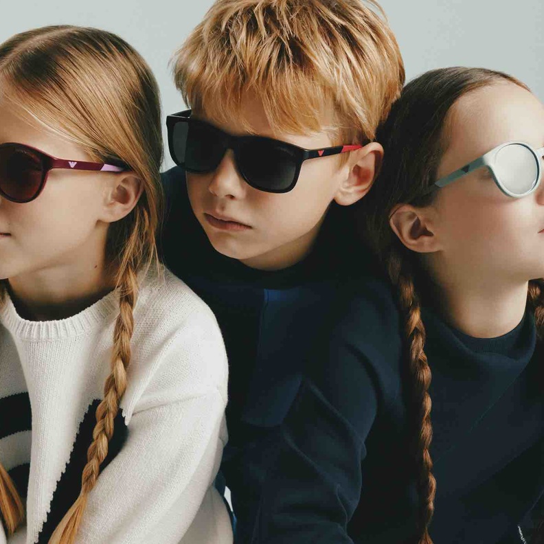 إصدار أول مجموعة من نظارات "EMPORIO ARMANI" المخصصة للأطفال