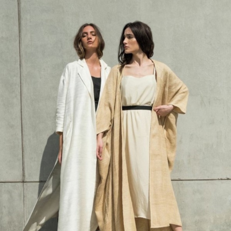 أبرز العلامات التجارية للعبايات العصرية المشاركة في Cactus District