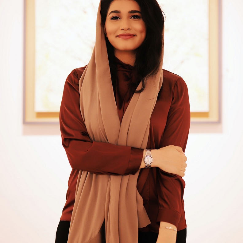 حوار مجلة "هي" مع المحامية السعودية جود الحارثي 