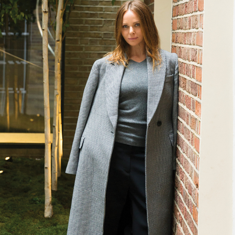 محاور المشاهير عدنان الكاتب يحاور Stella McCartney حول موضوع الإستدامة