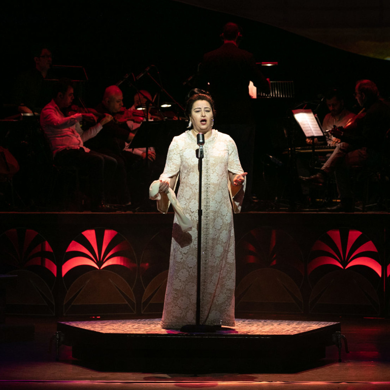 عمل ضخم من إنتاج منى خاشقجي.. "أم كلثوم والعصر الذهبي" في دبي أوبرا! 