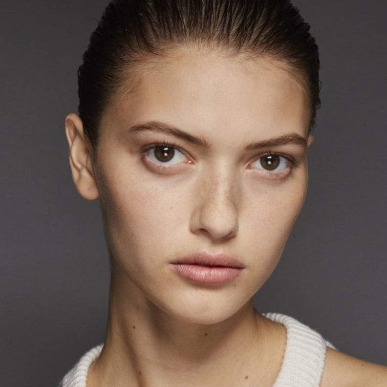 أهم النصائح للمحافظة على جمال البشرة وشبابها في عيد الأم 2022