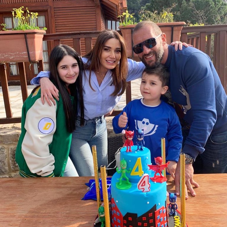 سيرين عبد النور وأسرتها