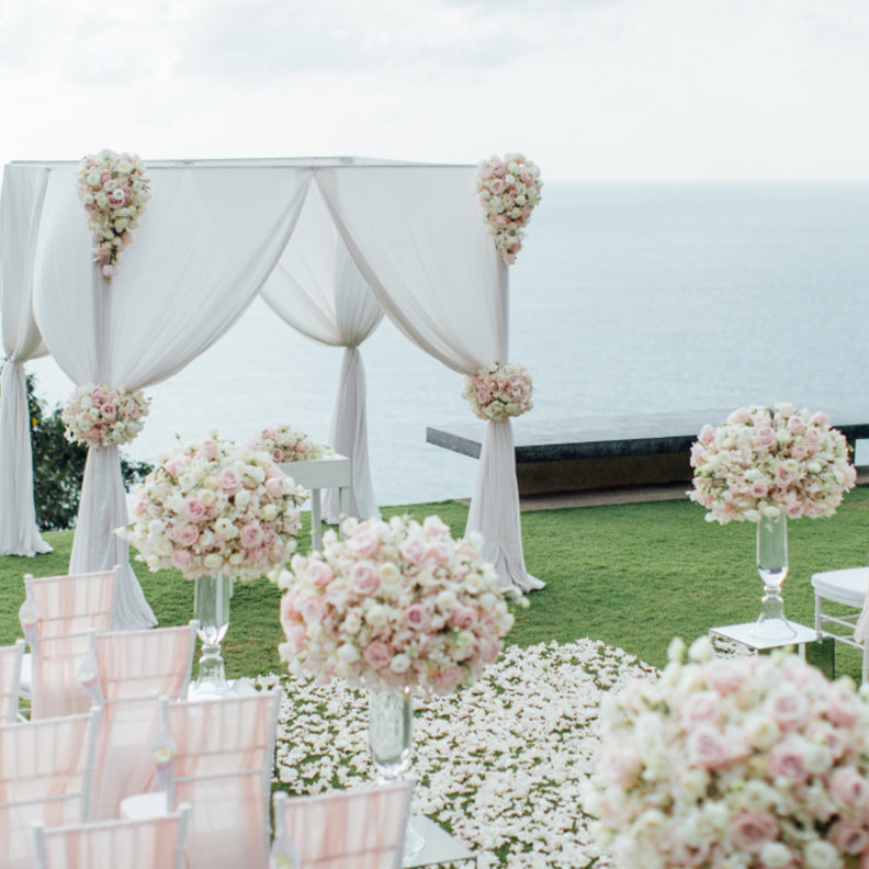 دليل للعروس لإختيار زهور الزفاف المناسبة لشخصيتها