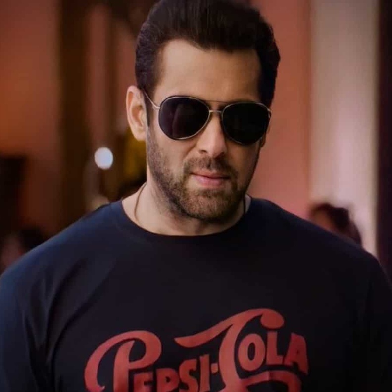 مقطع فيديو يثير تساؤلات حول احتمالية زواج سلمان خان سرا