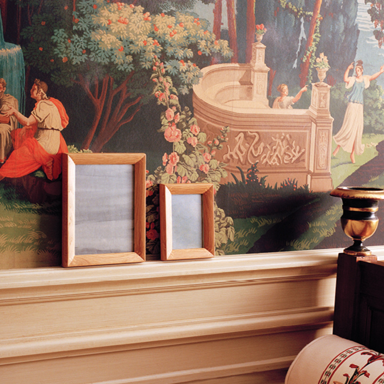 مجموعة "ميدي" Midi من تصميم "بيار يوفانوفيتش" Pierre Yovanovitch من ديور