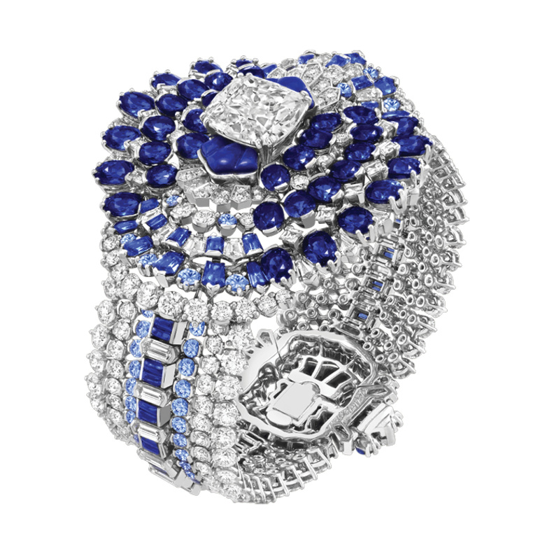 فان كليف أند آربلز وفنّ جدّة 21،39 في المملكة العربية السعودية للسنة السابعة على التوالي