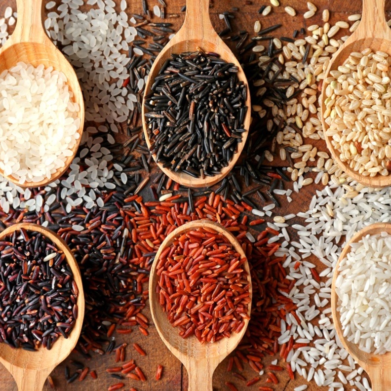 ما هي أنواع الأرز المختلفة واستخداماتها في الطبخ