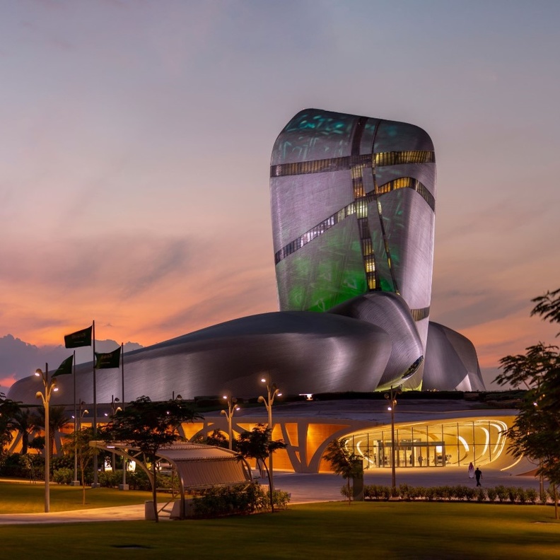 احتفاءً بعيد الفطر إثراء يعايد زواره بباقة من الفعاليات المتنوعة - الصورة الرئيسية