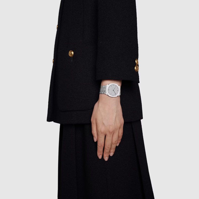 تصاميم ساعات نسائية رياضية تضيف الأناقة إلى إطلالاتك