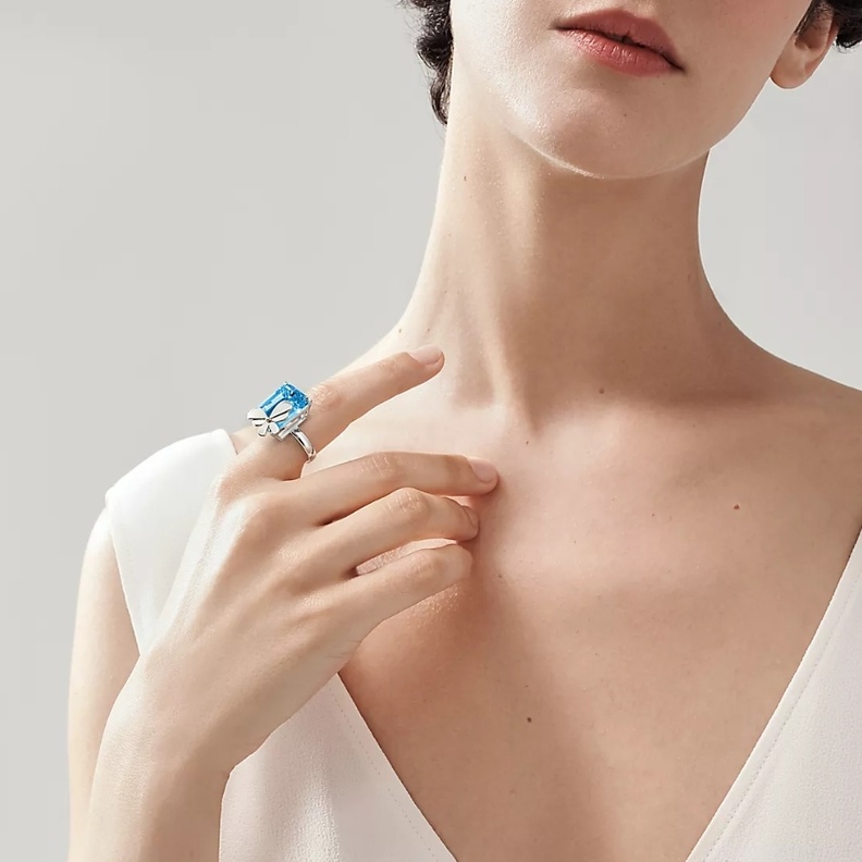 هذه هي المجوهرات المناسبة للمرأة الثور   Taurus